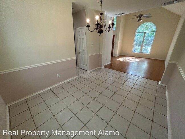 Building Photo - 4 br, 2.5 bath House - 12215 Stable Fork Dr