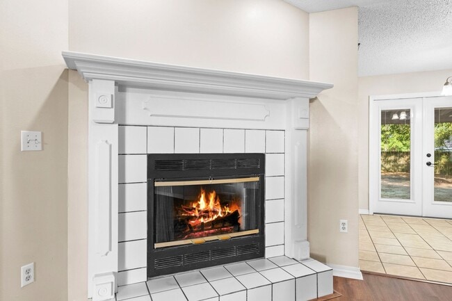 Building Photo - 502 Hyde Park Dr