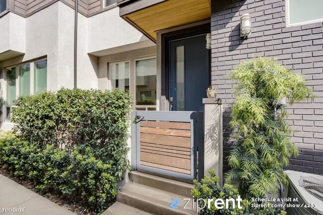 Foto del edificio - 3 br, 2.5 bath Townhome - 2448 Aperture Ci...