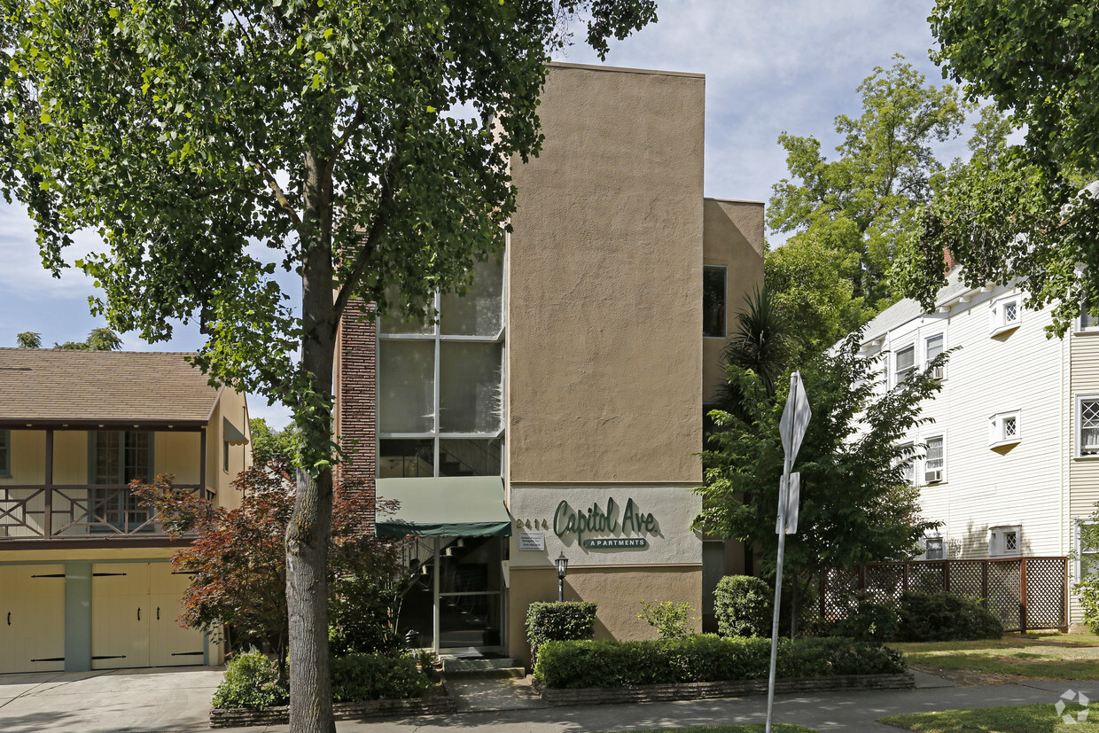 Foto principal - Capitol Ave. Apartments