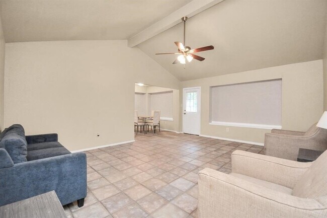 Foto del edificio - 4803 Beechaven St