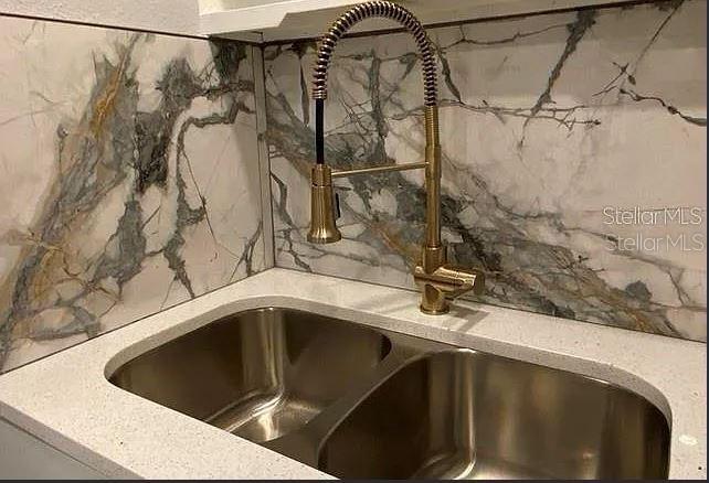 Foto del edificio - 1827 10th St N