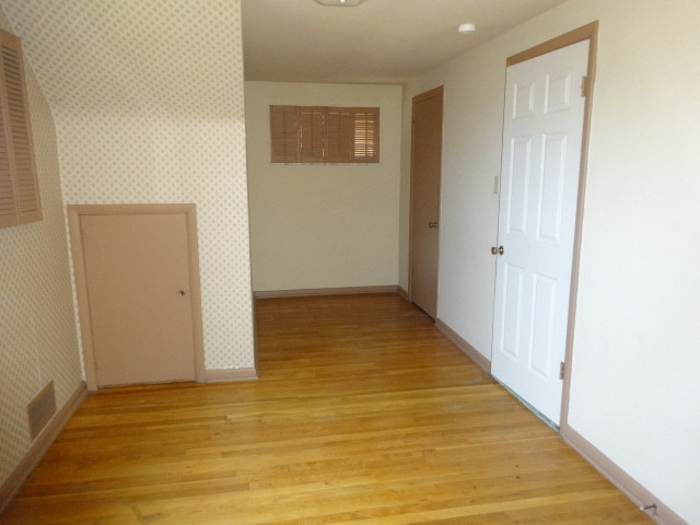 Building Photo - 1139 Grant Ave