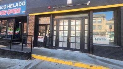 Building Photo - 1211 Howard St