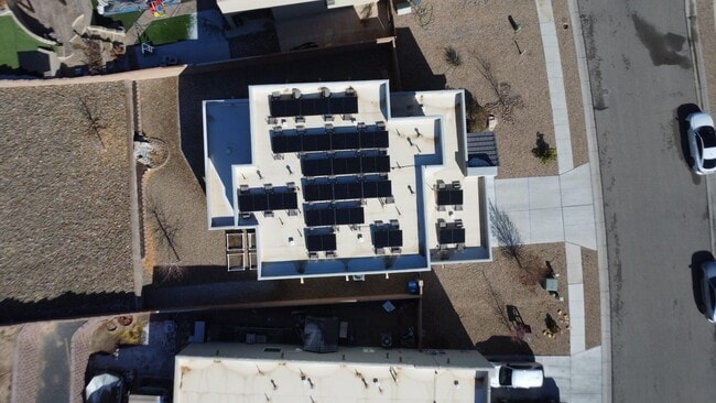 Building Photo - 1551 Corta Corona