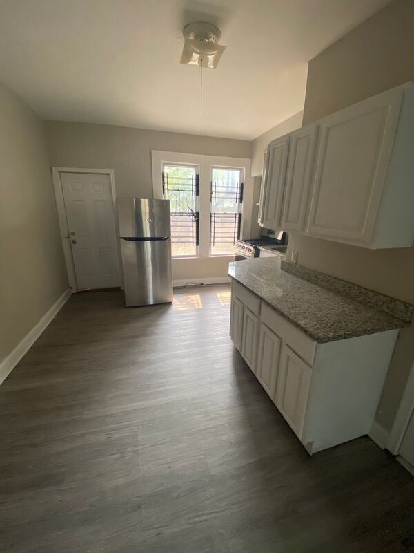 Building Photo - 351X Greenmount Ave