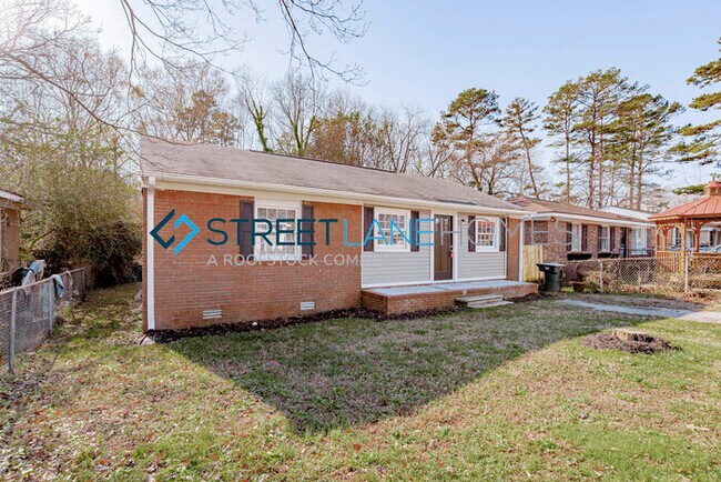 Building Photo - 36 Shady Ln