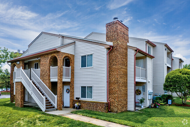 Building Photo - Pelican Watch