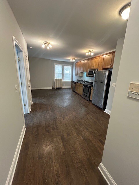 Building Photo - 4554 W George St