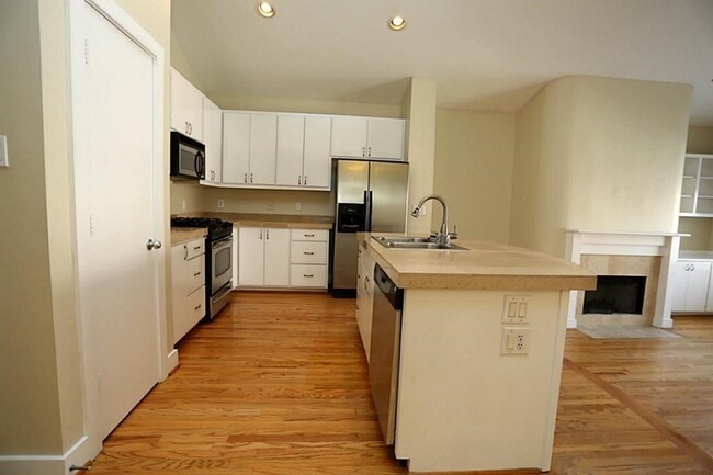 Building Photo - 3576 Link Valley Dr.