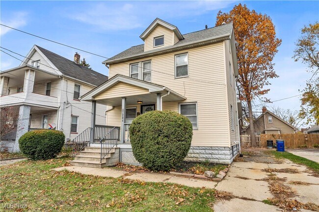 Foto del edificio - 14117 Sylvia Ave