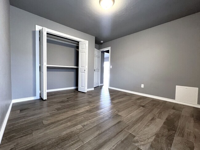 Foto del edificio - Spacious Modern Living