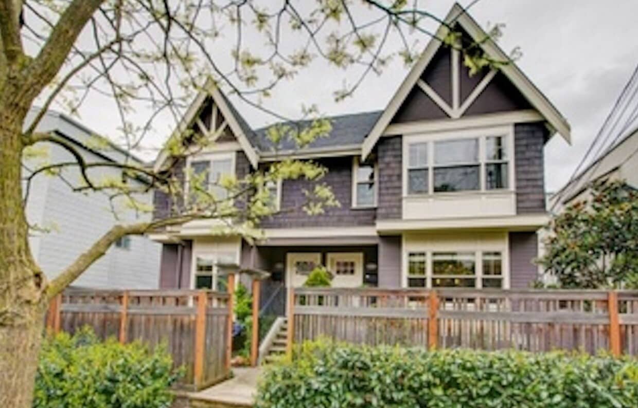 Primary Photo - Capitol Hill Townhouse