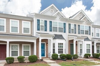 Building Photo - 1612 Holly Grove Way