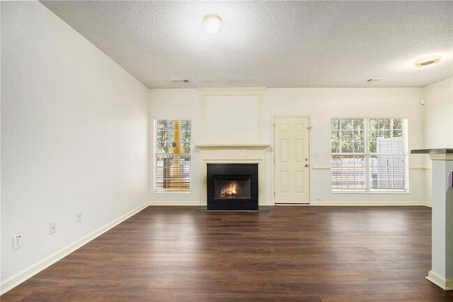 Foto del edificio - 2781 Parkway Cove