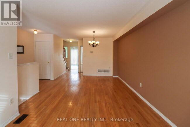 Building Photo - 4950 Albina Way