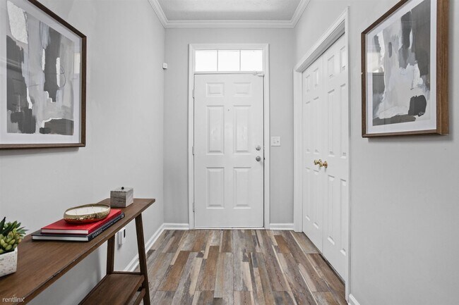 Foto del edificio - 4 br, 2.5 bath House - 2026 N College Ave