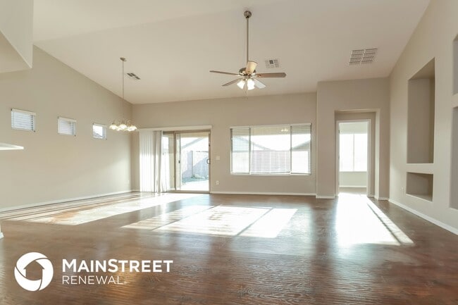 Building Photo - 2374 S 155th Ln