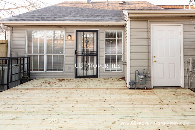 Foto del edificio - 2812 E Hickory Bluff
