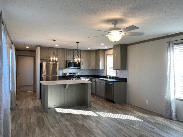 Foto del edificio - 1202 Ironstone Ln