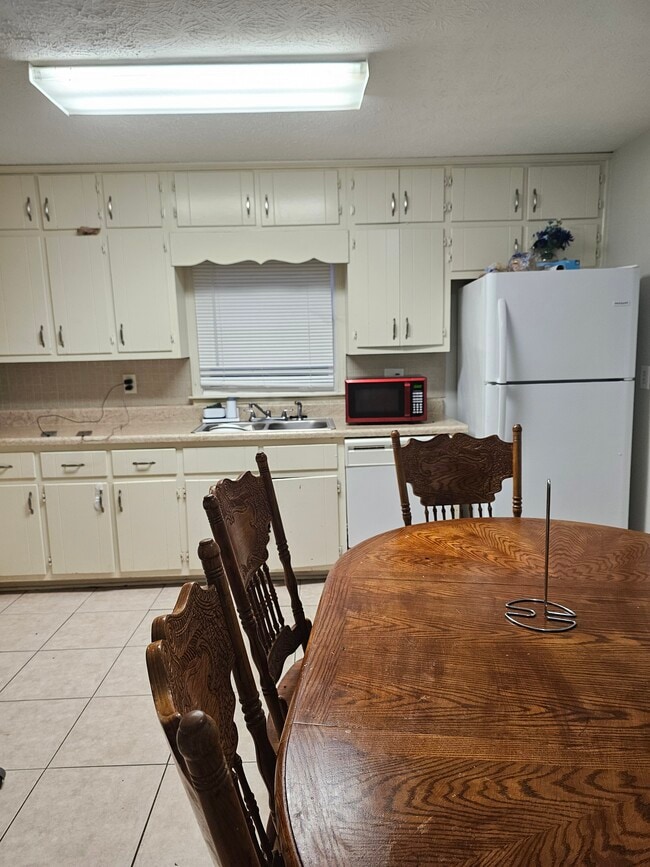 Photo - 587 Jackson Park Ln Townhome