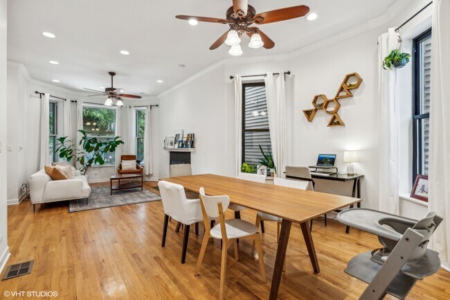 Foto del edificio - 3742 N Janssen Ave