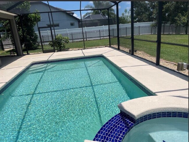 Foto del edificio - 10531 Mistflower Ln