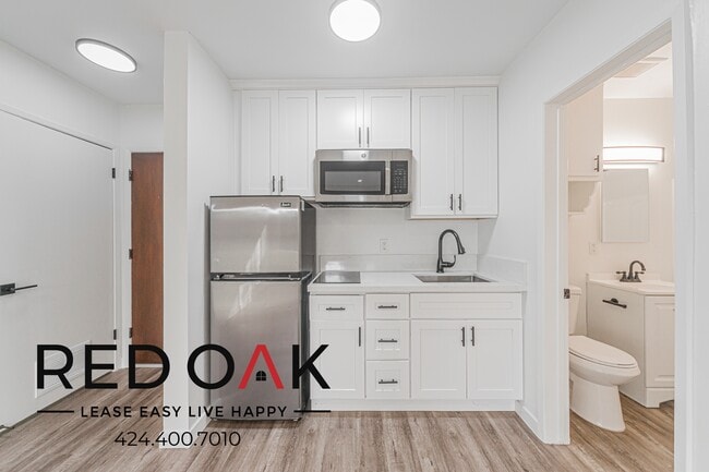 Building Photo - 259 N Euclid Ave