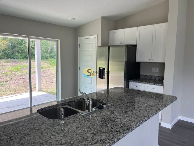 Foto del edificio - 15709 SW 52nd Ave Rd
