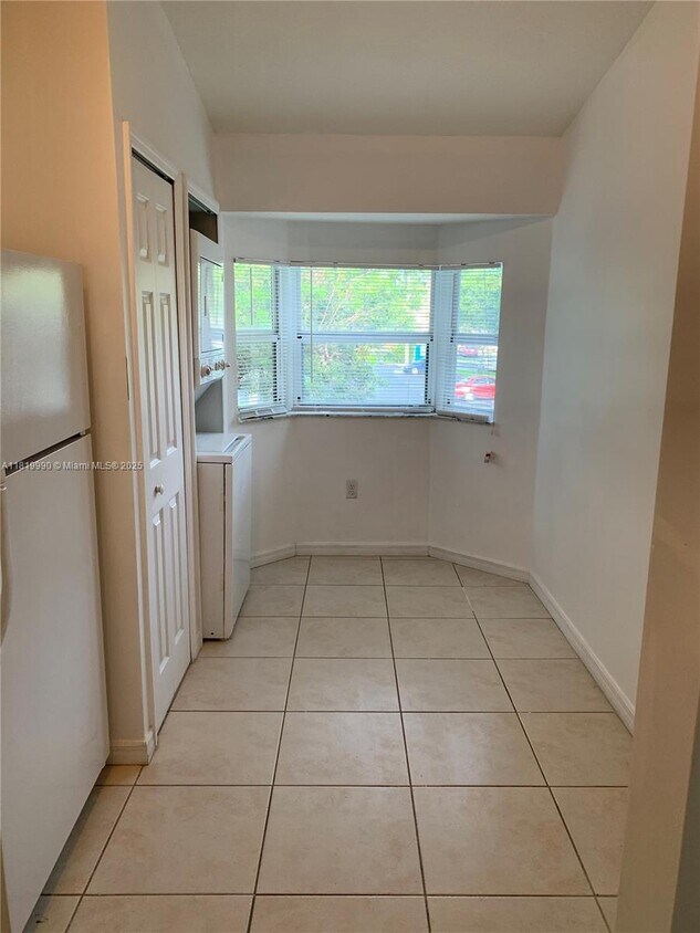 Foto principal - 2931 SE 13th Ave