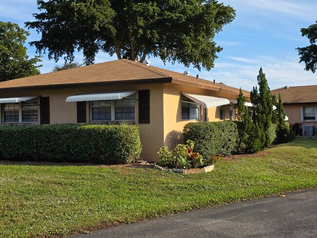 Building Photo - 718 Whippoorwill Ln