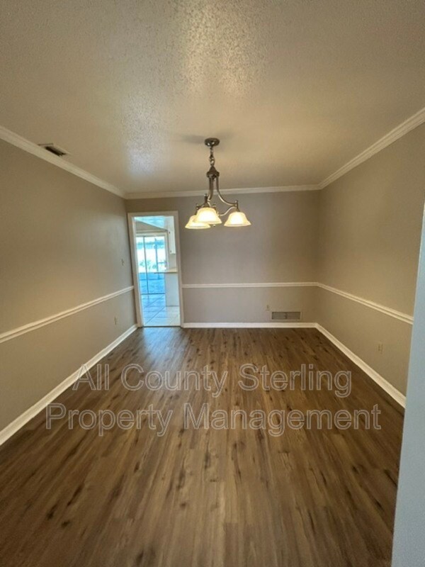 Building Photo - 108 Dellwood Dr