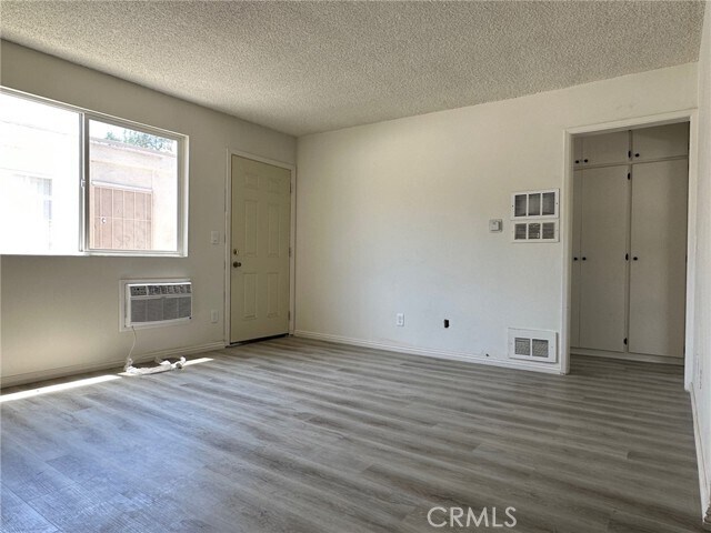Foto del edificio - 701 S Garfield Ave