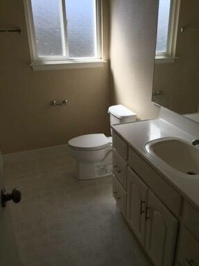 Building Photo - 1738 Bella Casa Dr
