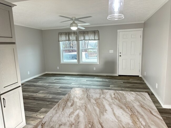 Building Photo - Single Family 3 Bedroom House for Rent @ H...