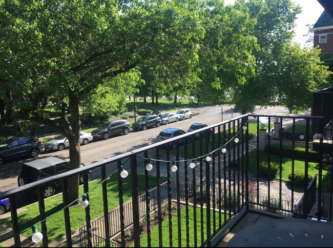 Building Photo - 1101 W Pratt Blvd