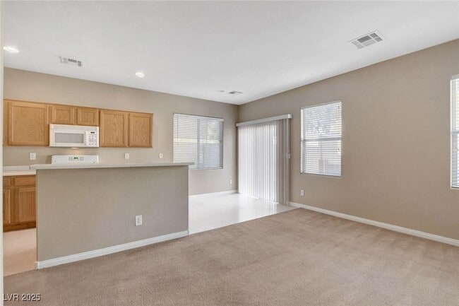 Building Photo - 8432 W Viansa Loma Ave