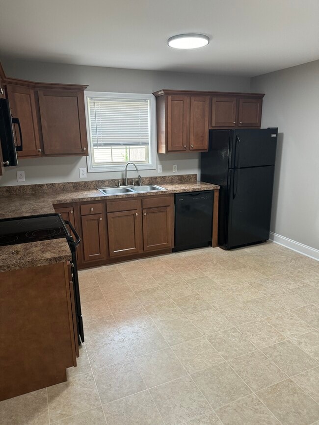 Building Photo - 109 Turnberry Dr