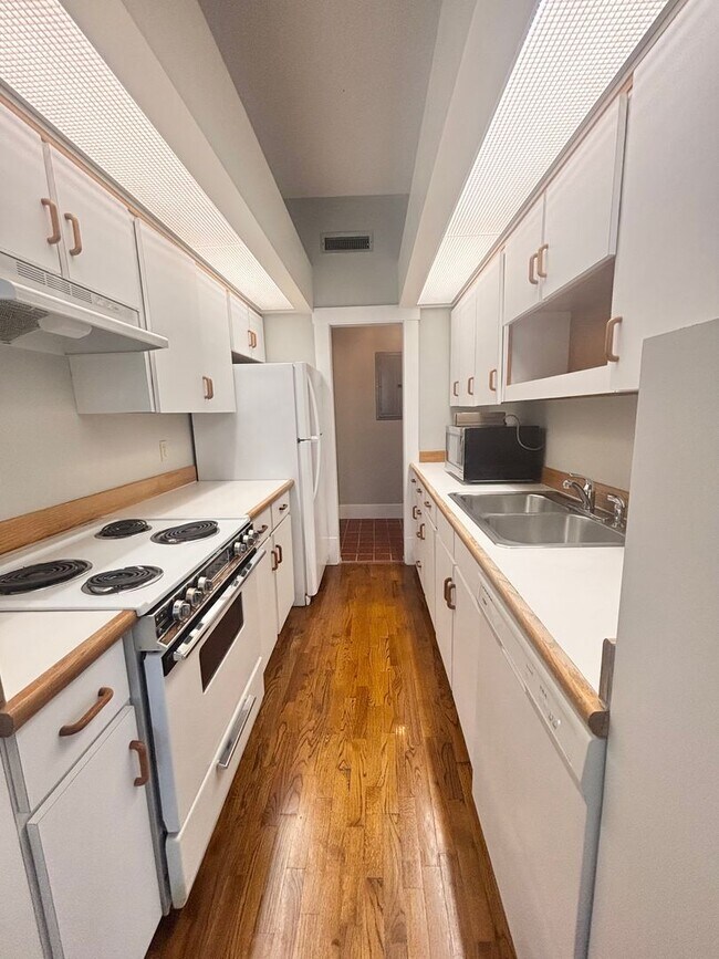 Foto del edificio - 2130 San Marco Blvd