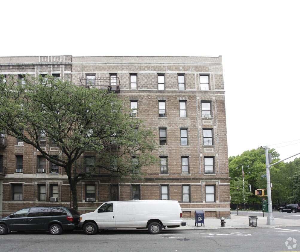 Building Photo - Wethercliffe