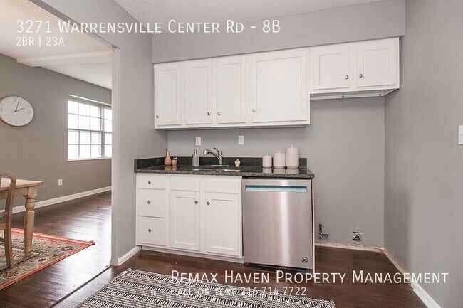 Foto del edificio - 3271 Warrensville Center Rd #8b- Spacious ...