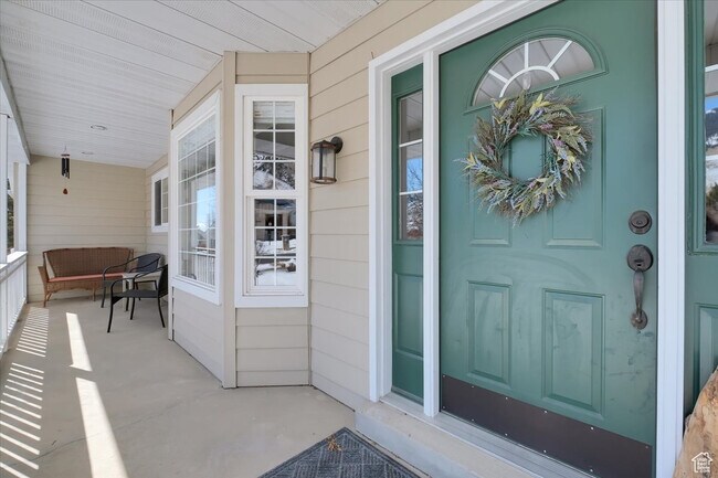 Foto del edificio - 243 Eastridge Ln
