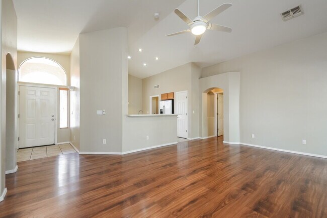 Foto del edificio - 8506 N Sayante Way