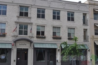 Building Photo - 255 W 7th St