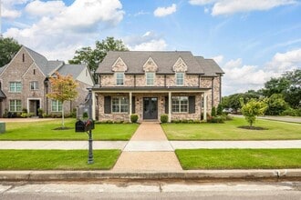 Building Photo - 1385 Belfair Dr
