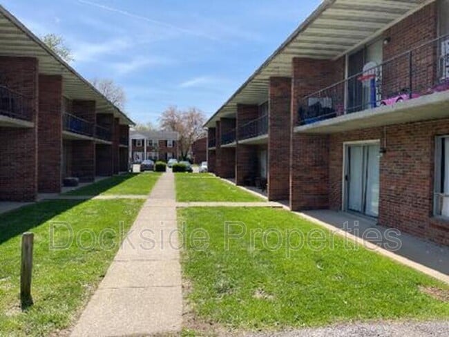 Building Photo - 5104 Malibu Ct