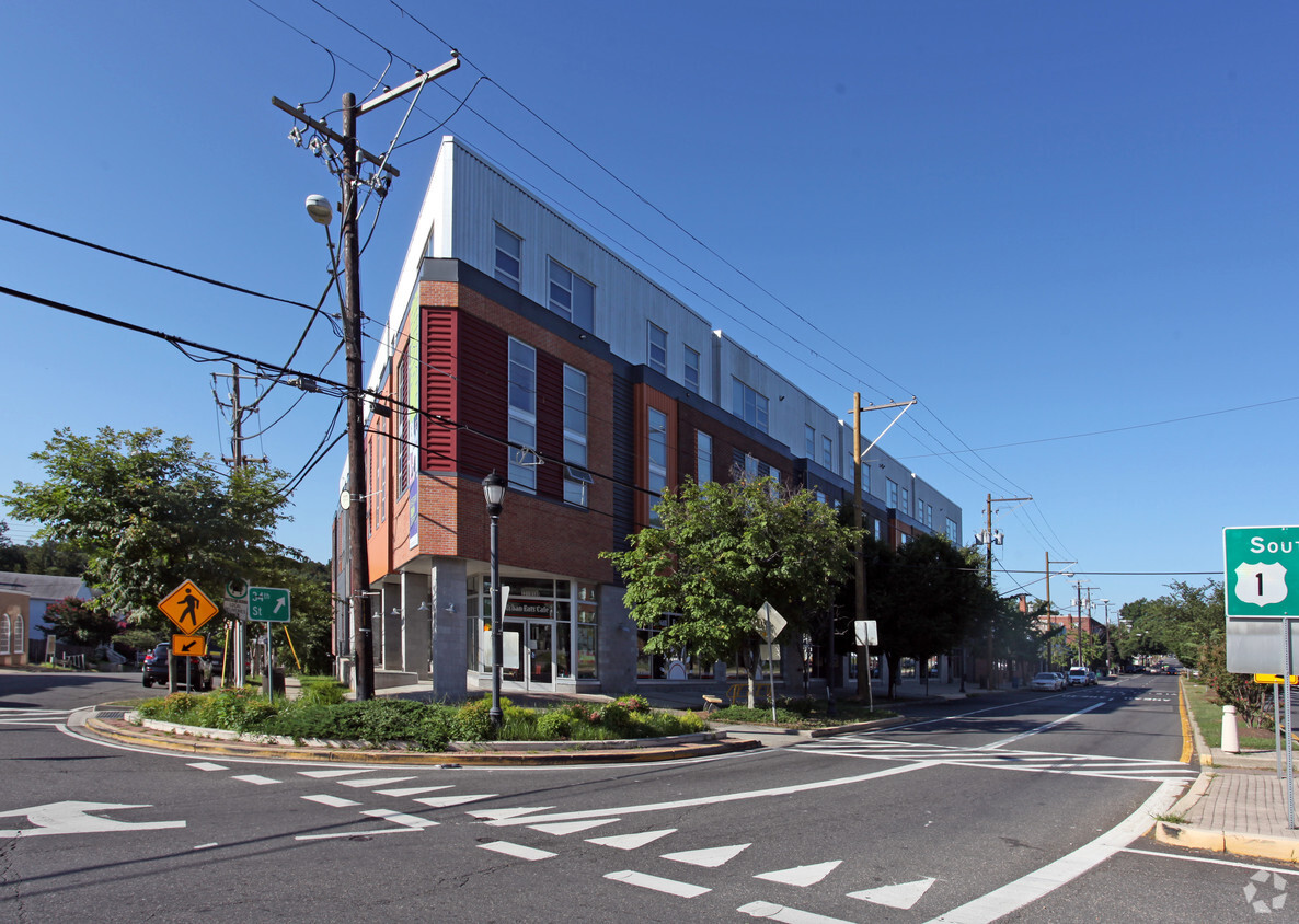 Foto principal - Rainer Manor Senior Housing