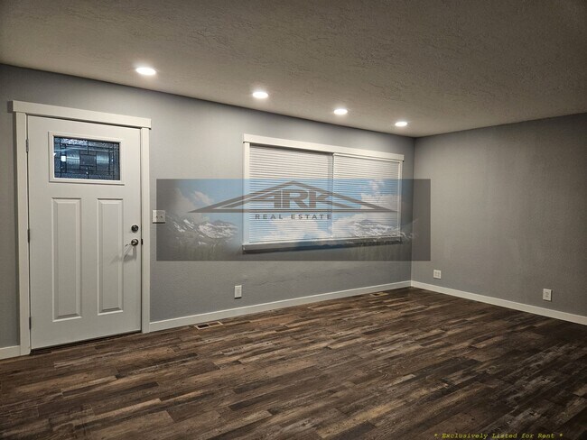 Foto del edificio - 53311 W Lane Rd