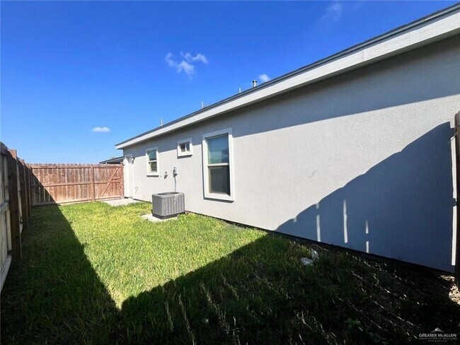 Foto del edificio - 904 Kentucky St