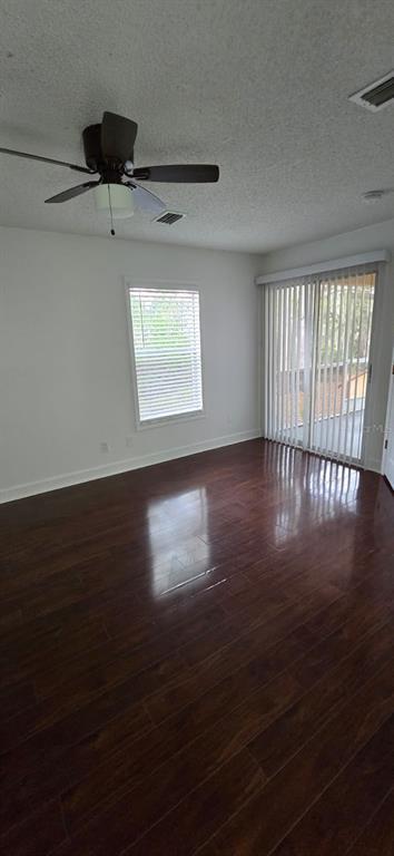 Foto del edificio - 8846 Coral Palms Ct